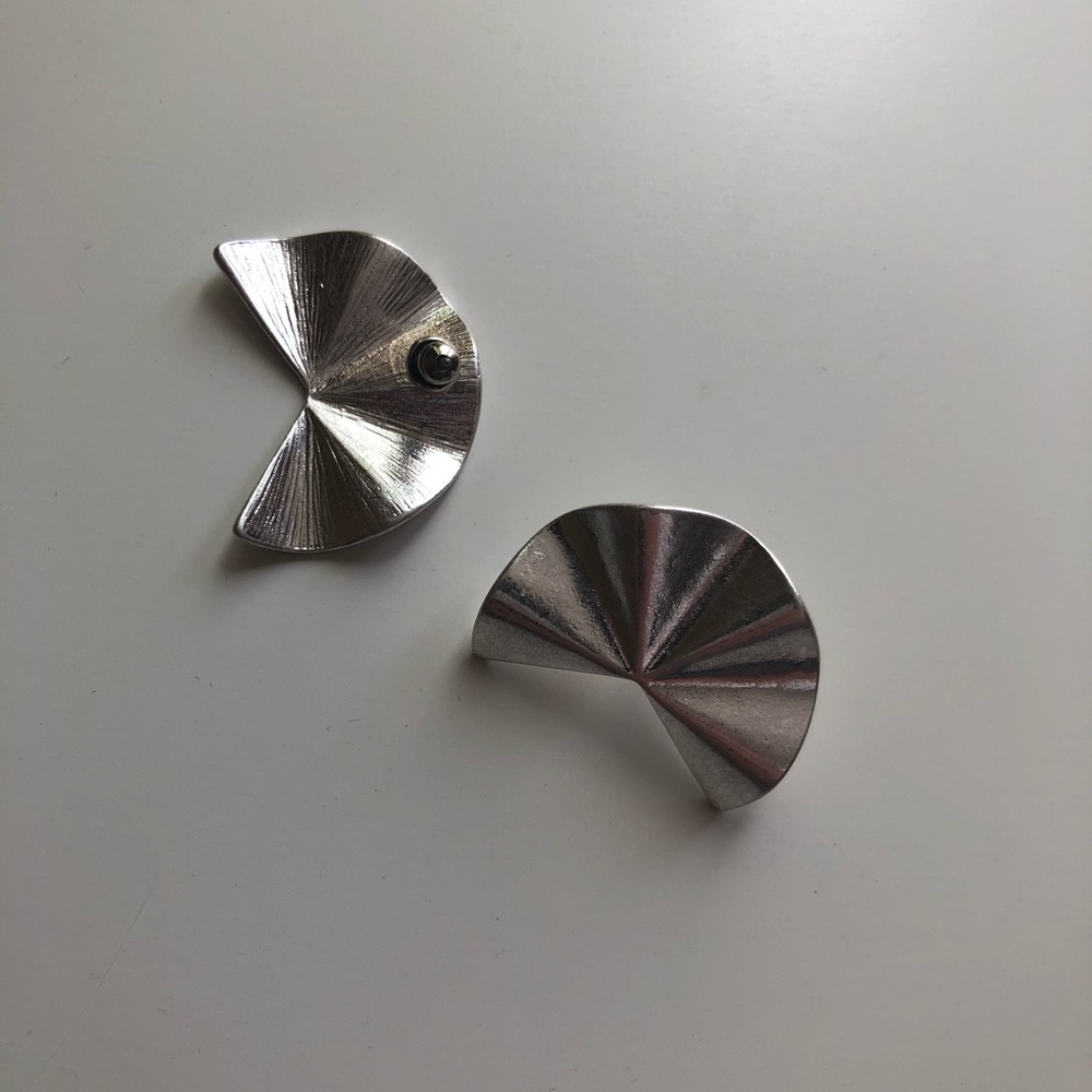 Solid Metal Geometric Earrings - Picture 3 of 6